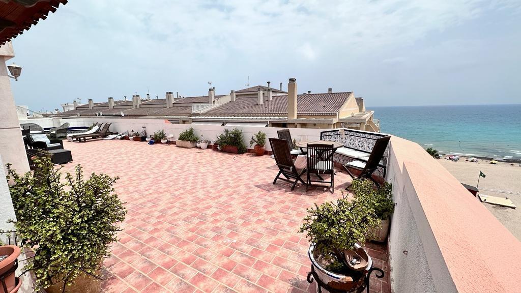 Penthouse in La Mata, Alicante, Spain 4 bedrooms, 138 sq.m. No. 165252
