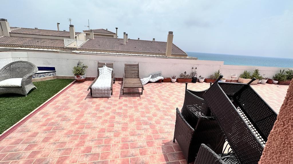 Penthouse in La Mata, Alicante, Spain 4 bedrooms, 138 sq.m. No. 165252