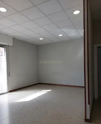 Commercial property à Sabadell, Barcelona, Espagne 117 m2 No. 191203