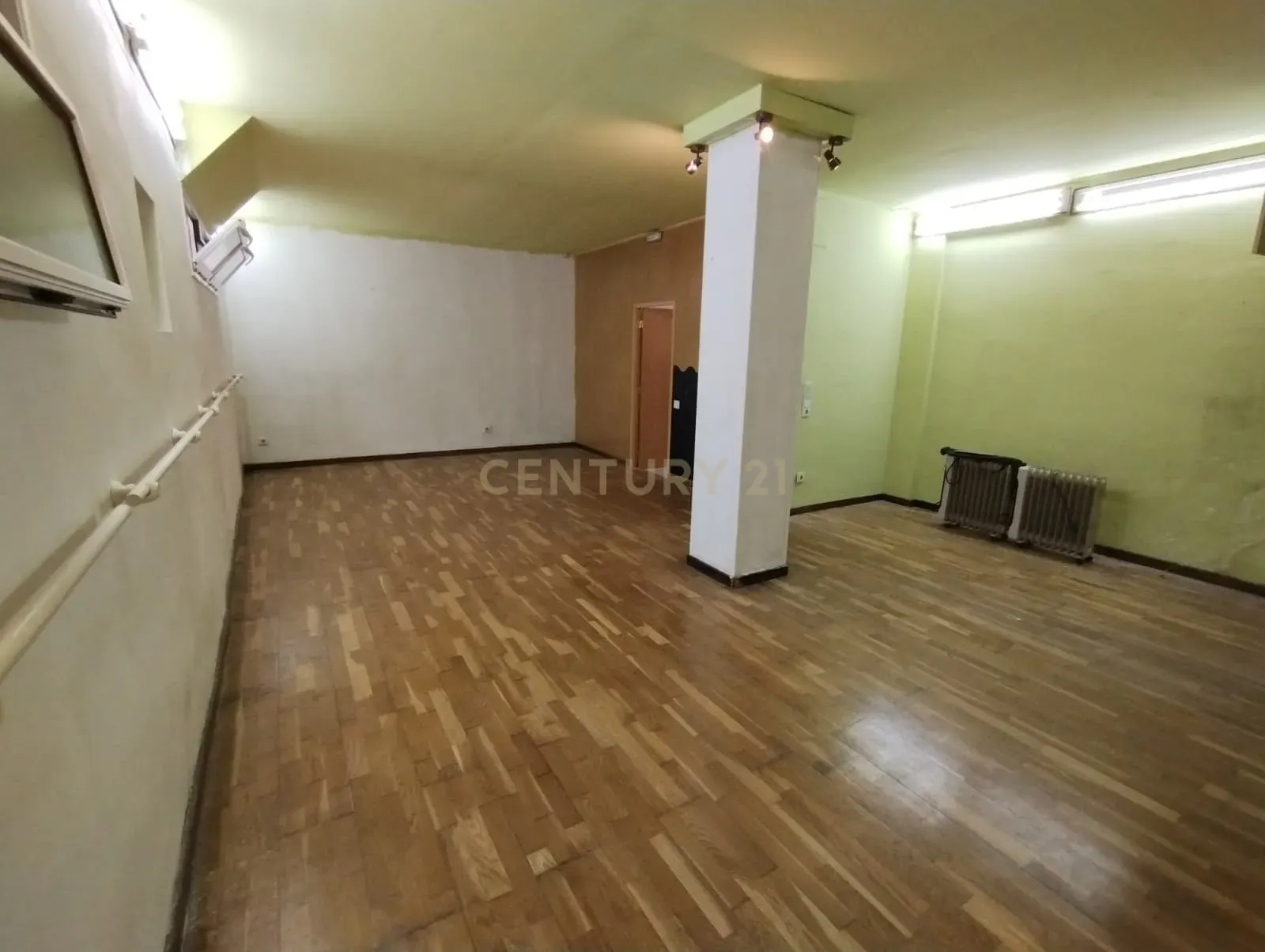 Oficina en Parets del Vallès, Barcelona, España 3 dormitorios, 107 m2 No. 191202