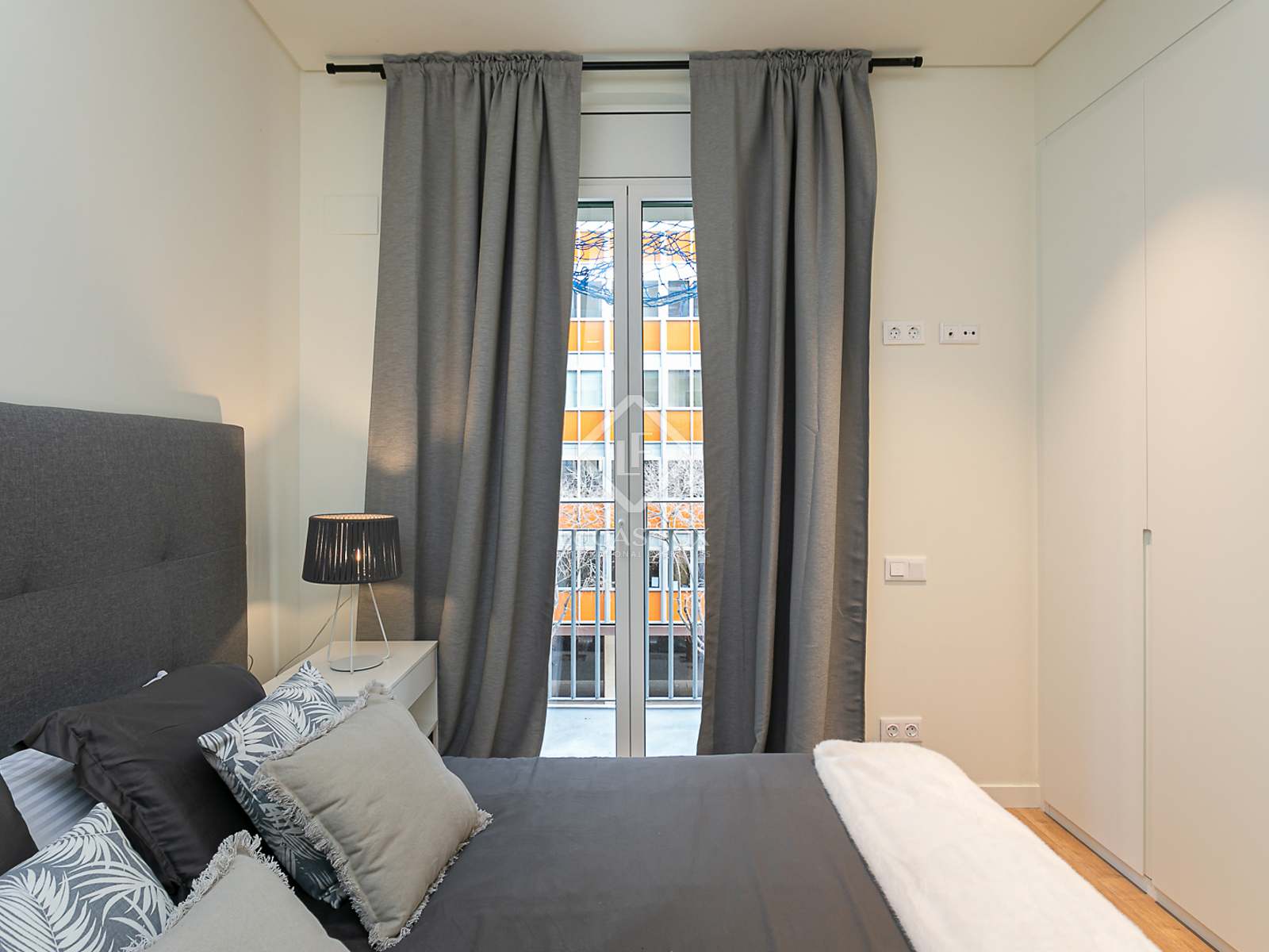 Apartment in Barcelona, Spain 2 bedrooms, 95 sq.m. No. 192616