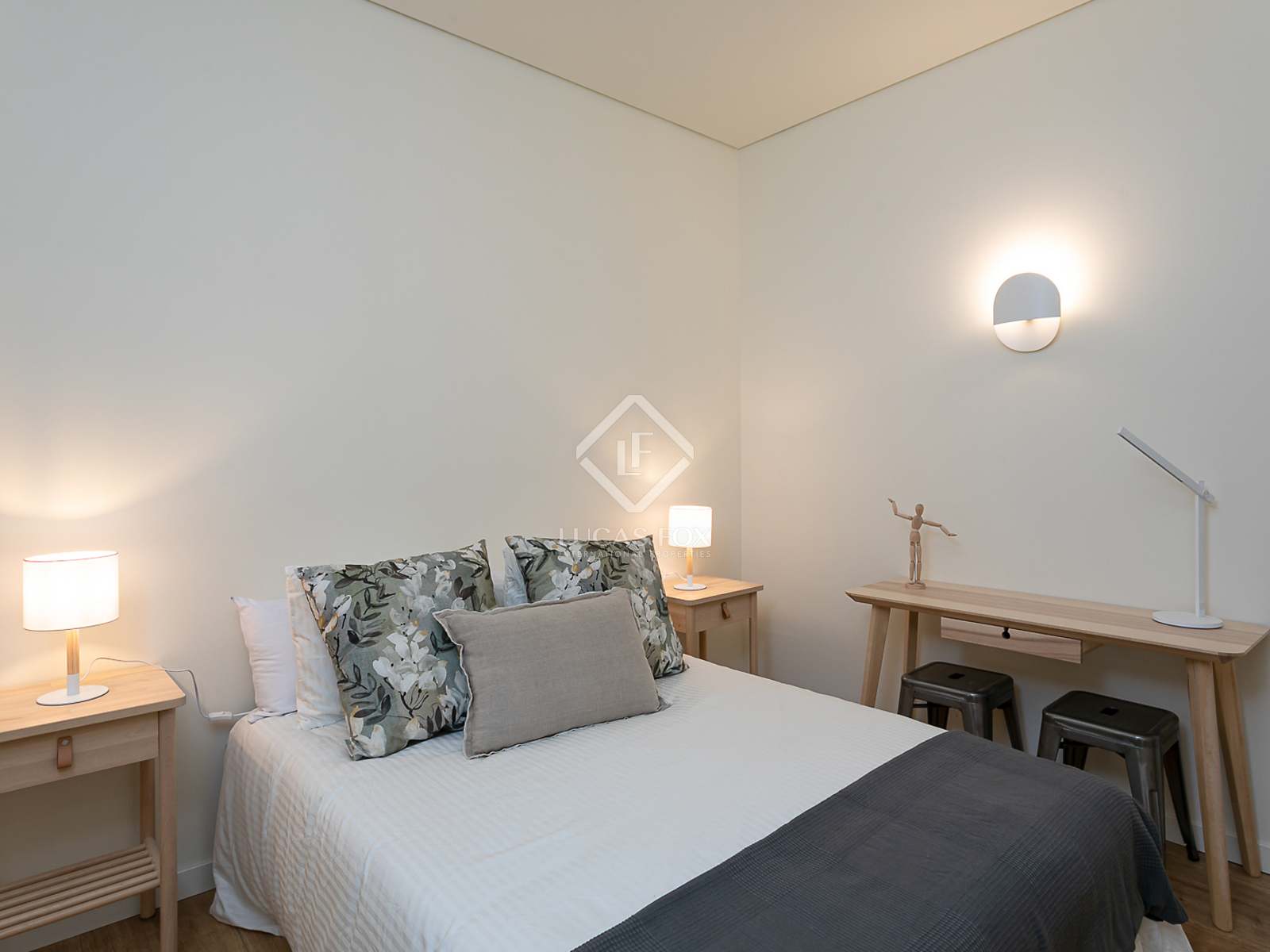 Apartment in Barcelona, Spain 2 bedrooms, 95 sq.m. No. 192616