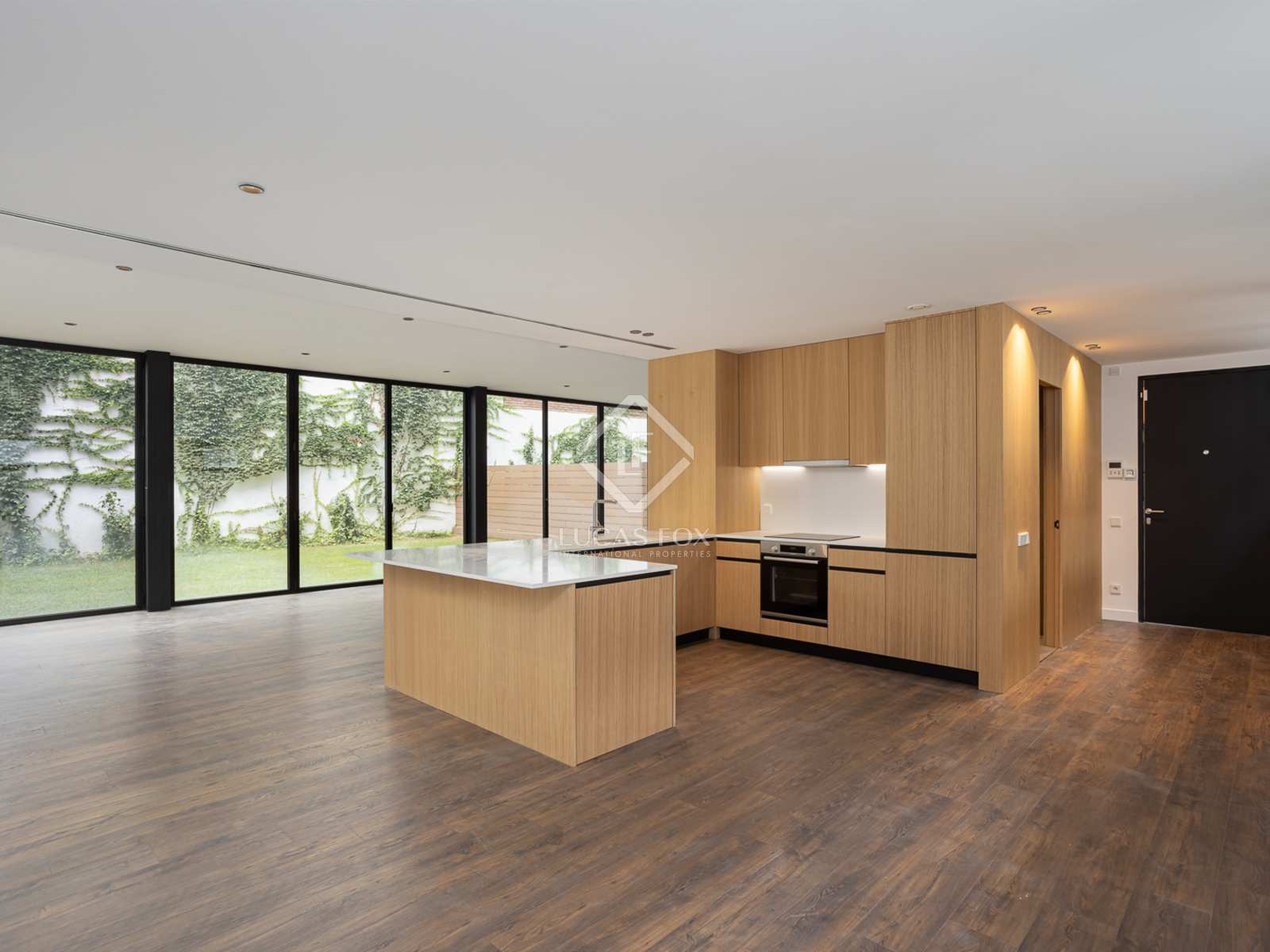Wohnung in Barcelona, Spanien 1 Schlafzimmer, 75 m2 Nr. 192619