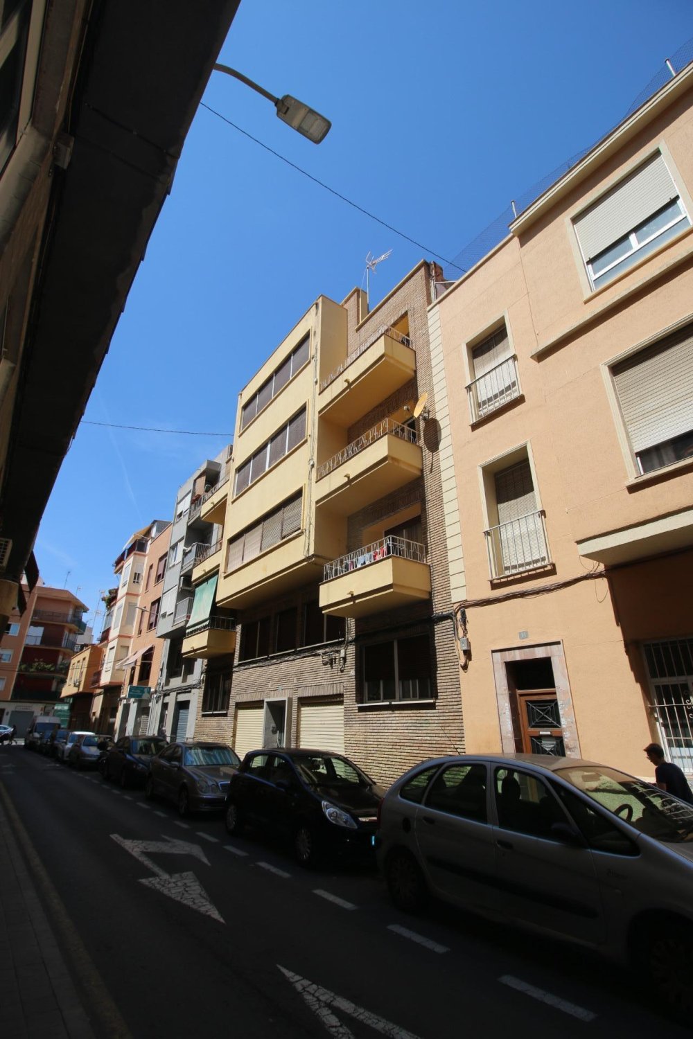 Liikekiinteistö Alicante, Espanja 24 makuuhuonetta, 1280 m2 No. 165210