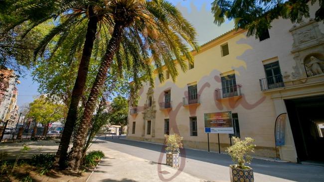 Liikekiinteistö Alicante, Espanja 24 makuuhuonetta, 1280 m2 No. 165210
