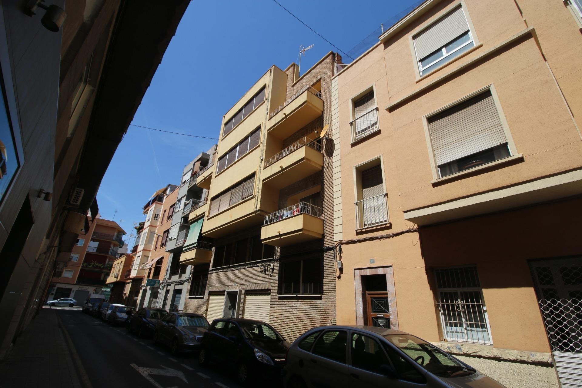 Liikekiinteistö Alicante, Espanja 24 makuuhuonetta, 1280 m2 No. 165210