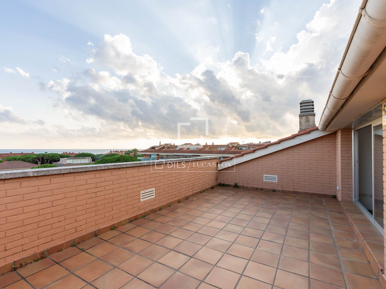 Penthouse in Gava, Barcelona, Spain 4 bedrooms, 153 sq.m. No. 150633
