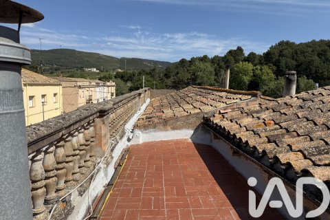 Сasa en España 8 dormitorios, 170 m2 No. 185464