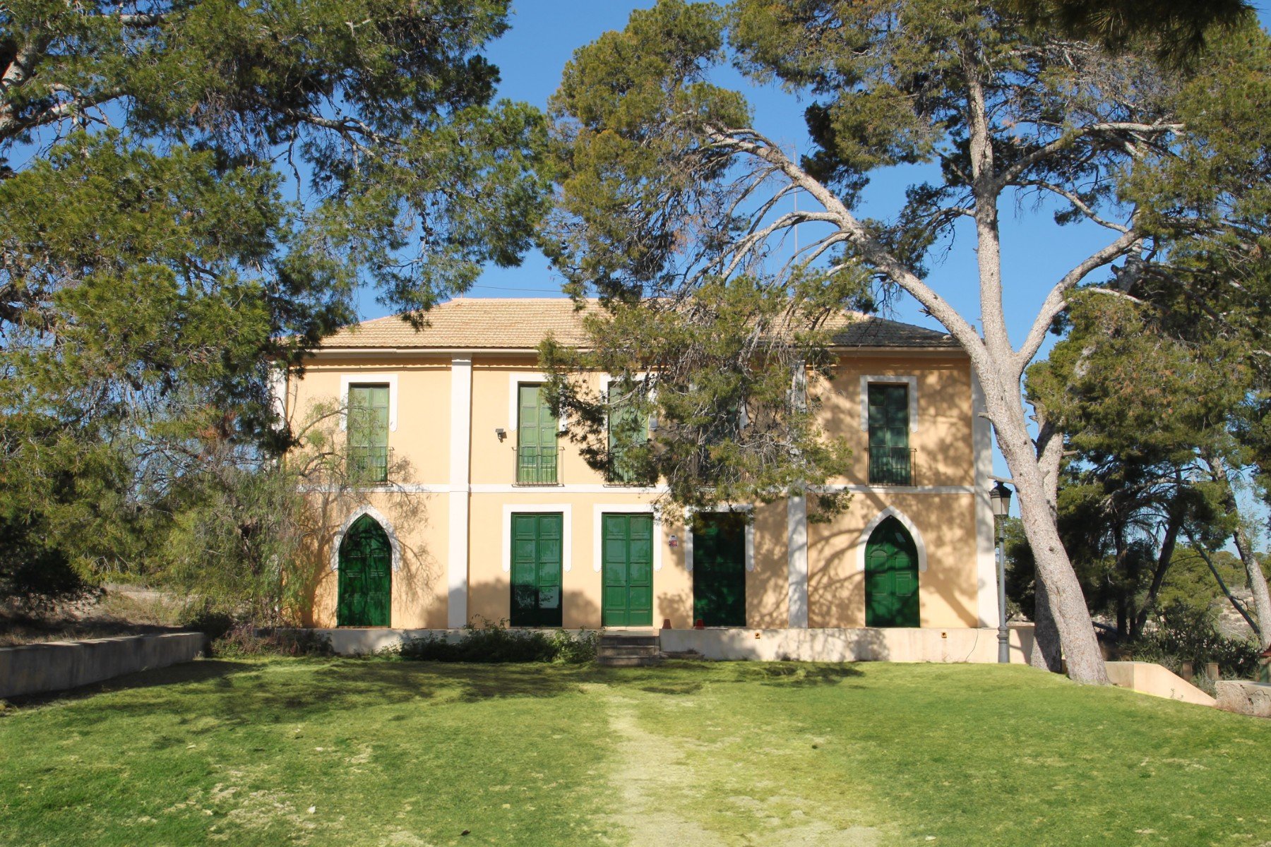 Villa en Alicante, España 7 dormitorios, 560 m2 No. 155069