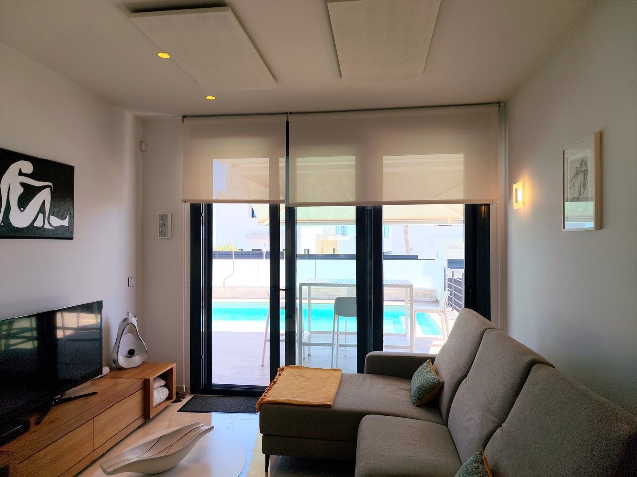 Villa en San Miguel de Salinas, Alicante, España 3 dormitorios, 92 m2 No. 189682