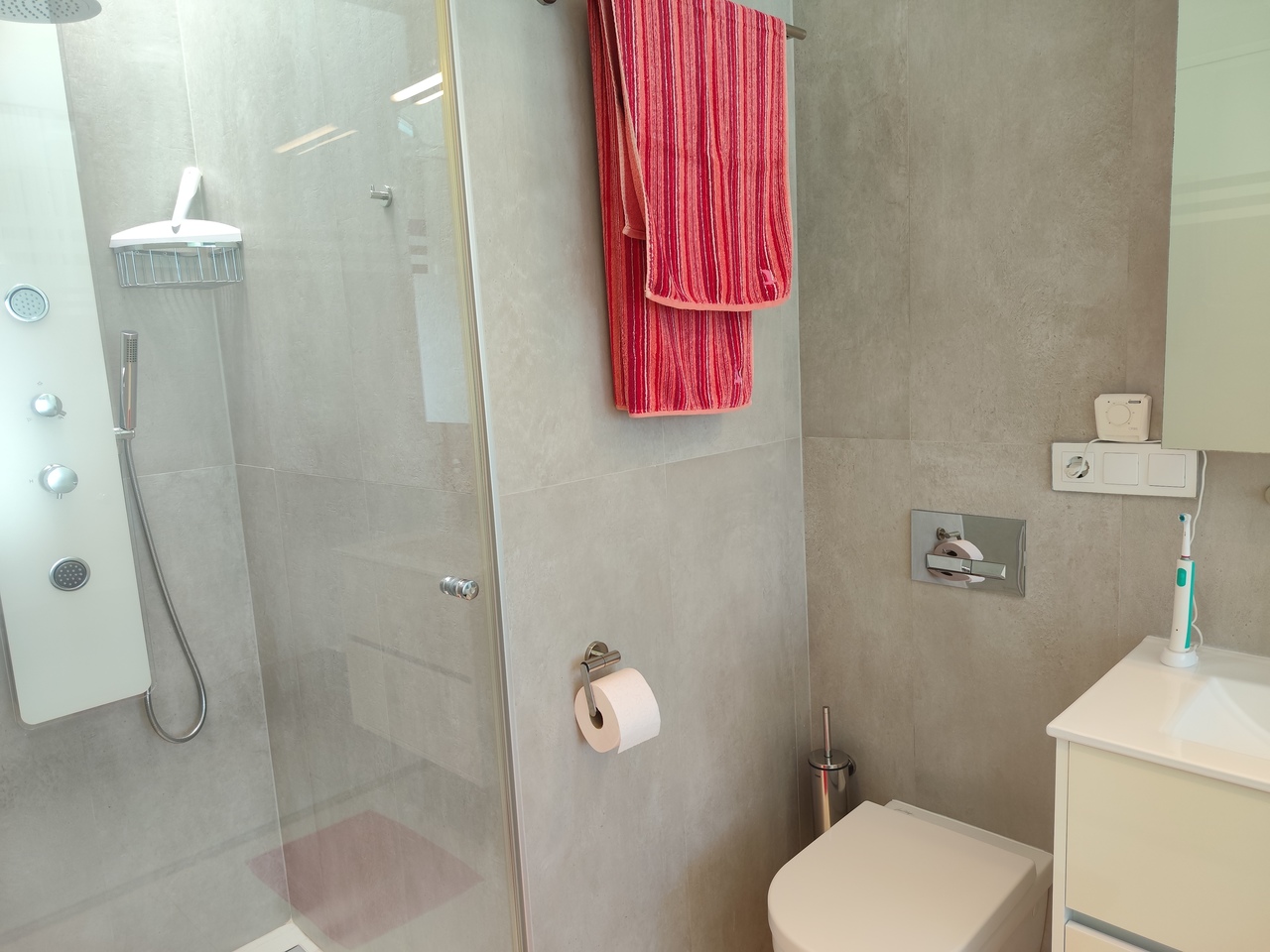 Villa en San Miguel de Salinas, Alicante, España 3 dormitorios, 92 m2 No. 189682