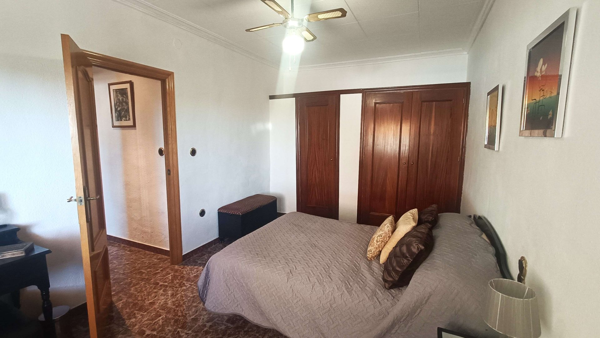 Huvila Barrio De La Estacion De Crevillente, Alicante, Espanja 6 makuuhuonetta, 312 m2 No. 189681