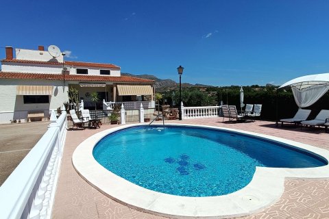 Villa in Barrio De La Estacion De Crevillente, Alicante, Spain 6 bedrooms, 312 sq.m. No. 189681