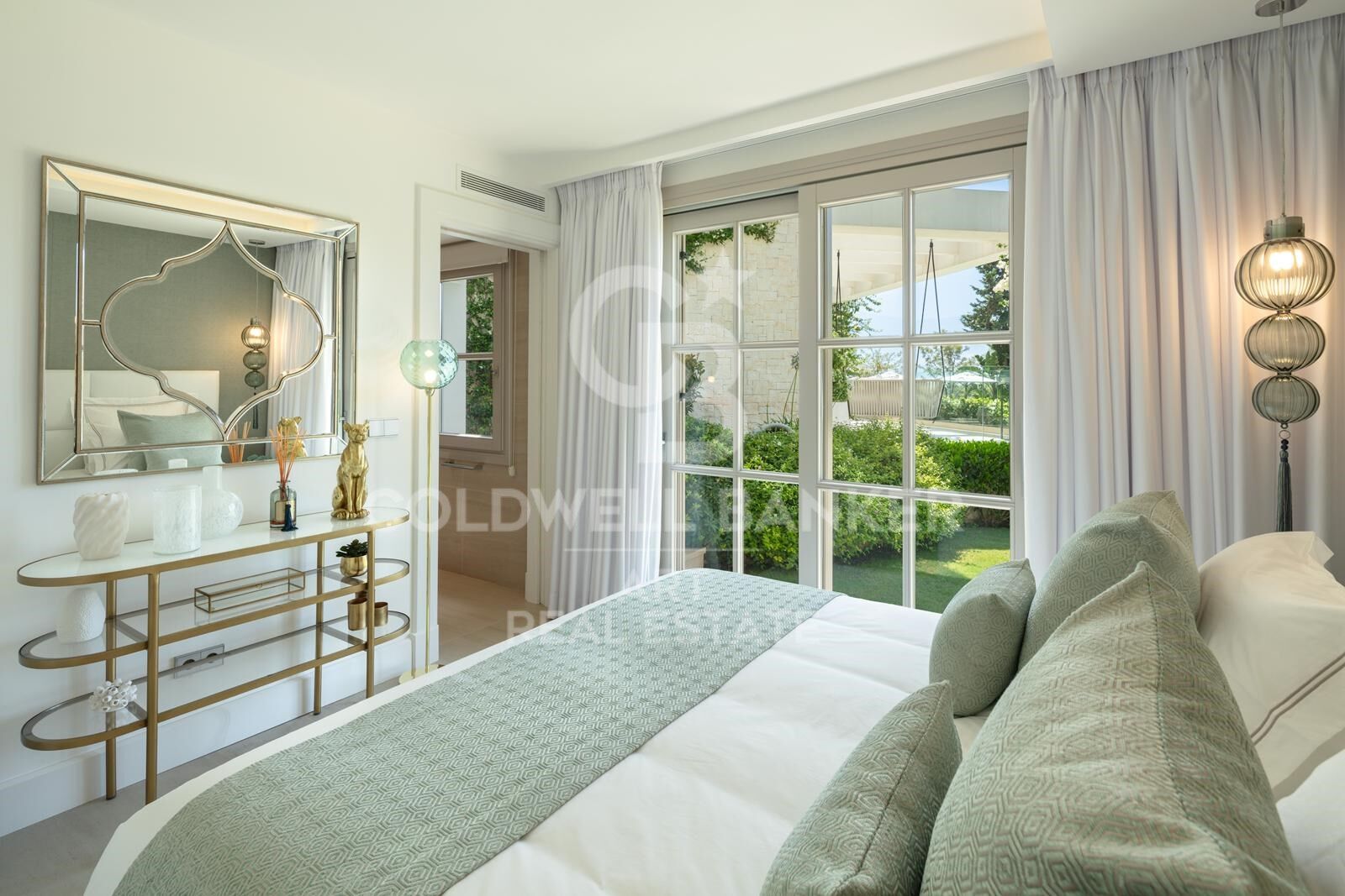 House in Marbella, Malaga, Spain 6 bedrooms, 702 sq.m. No. 157884