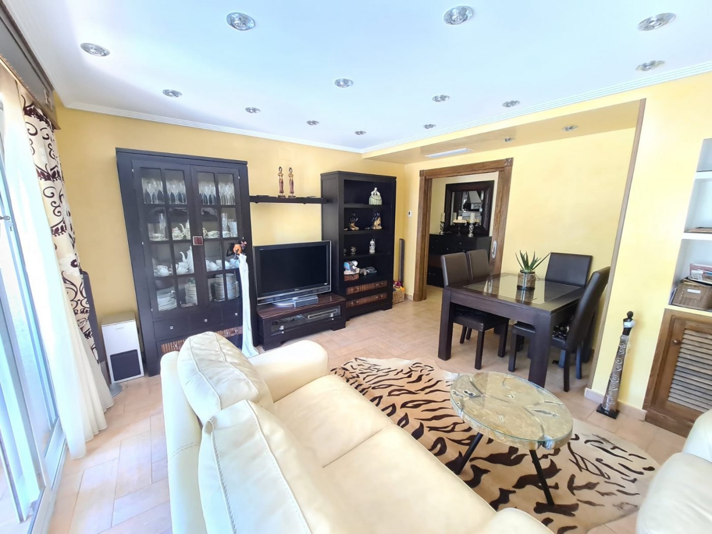 Apartment in Guardamar del Segura, Alicante, Spain 4 bedrooms, 110 sq.m. No. 74707