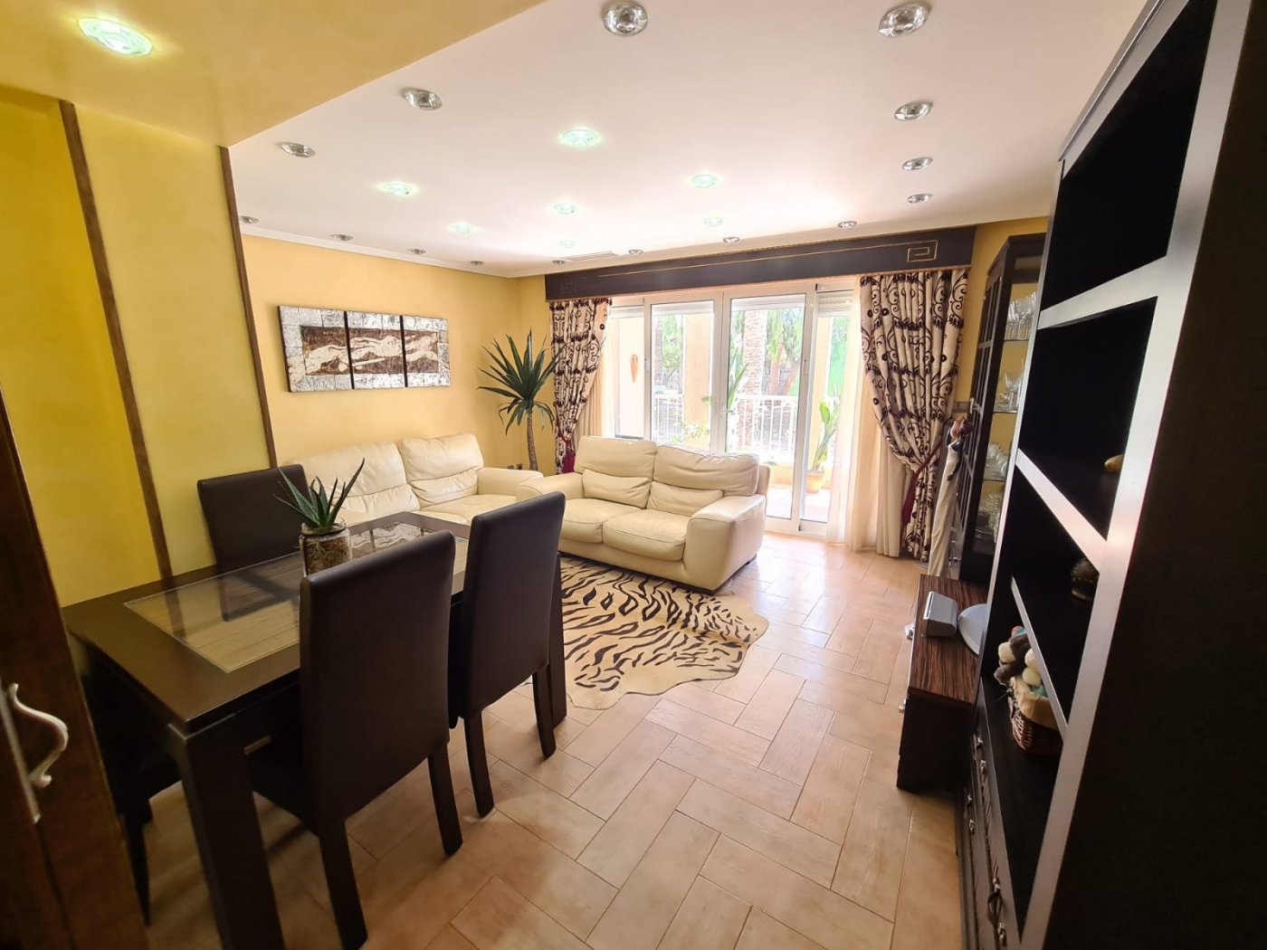 Apartment in Guardamar del Segura, Alicante, Spain 4 bedrooms, 110 sq.m. No. 74707