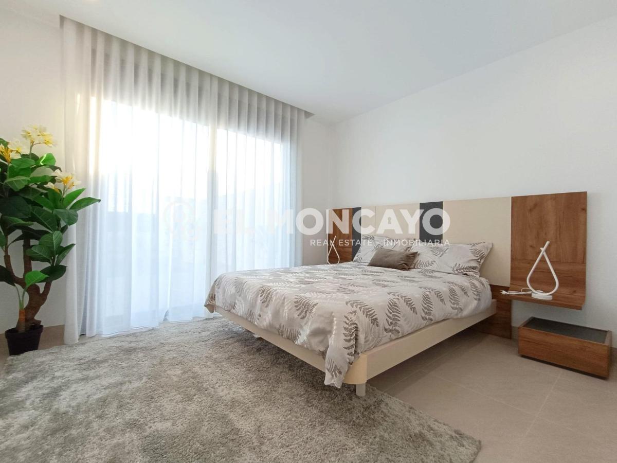Villa a Benijofar, Alicante, Spagna 3 camere da letto, 138 mq. N° 102262