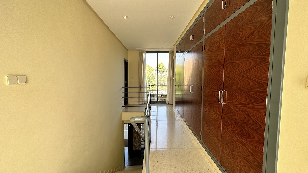 Villa a Dehesa De Campoamor, Alicante, Spagna 4 camere da letto, 414 mq. N° 136911