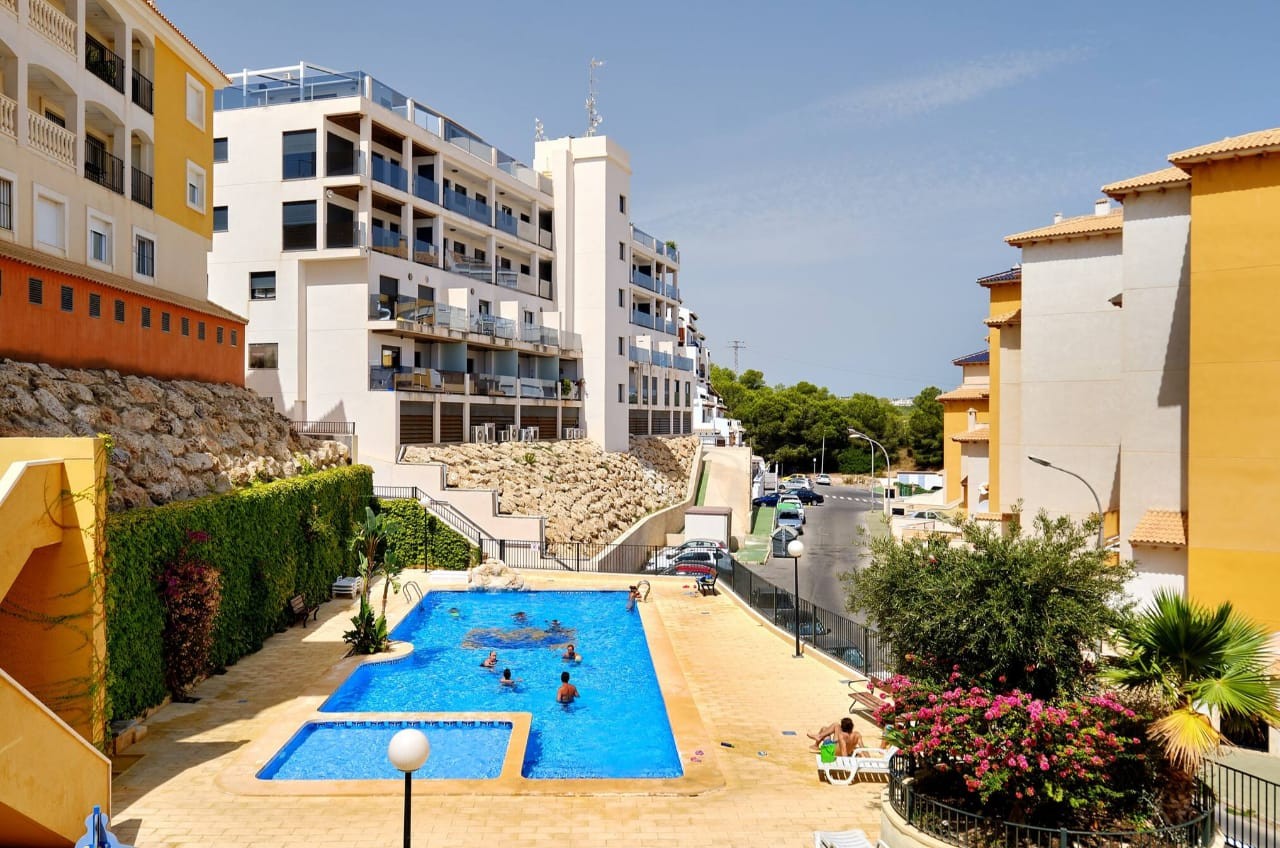 Apartment in Dehesa De Campoamor, Alicante, Spain 3 bedrooms,  No. 136912