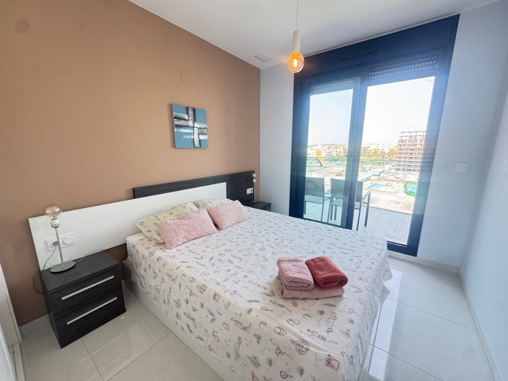 Wohnung in Punta Prima, Alicante, Spanien 2 Schlafzimmer, 75 m2 Nr. 145374