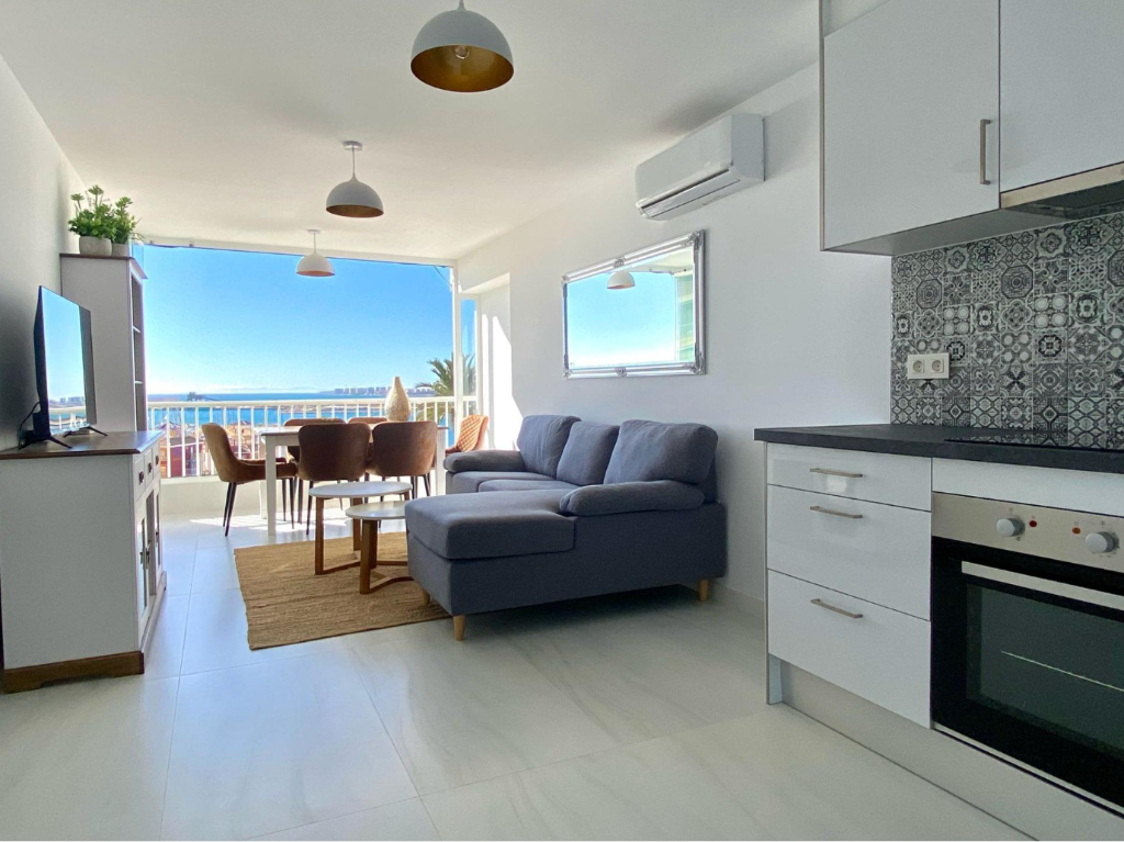 Квартира в Торревьеха, Аликанте, Испания 3 спальни, 98м2 №145378