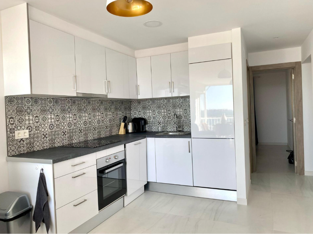 Квартира в Торревьеха, Аликанте, Испания 3 спальни, 98м2 №145378