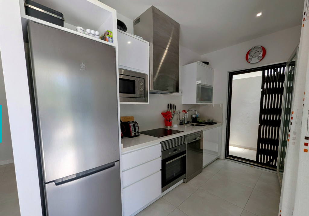 Квартира в Аликанте, Испания 3 спальни, 82м2 №145377