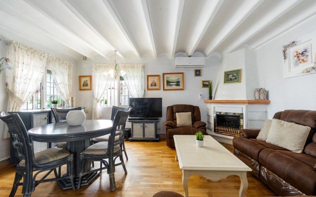 Villa en Alicante, España 3 dormitorios, 85 m2 No. 145379