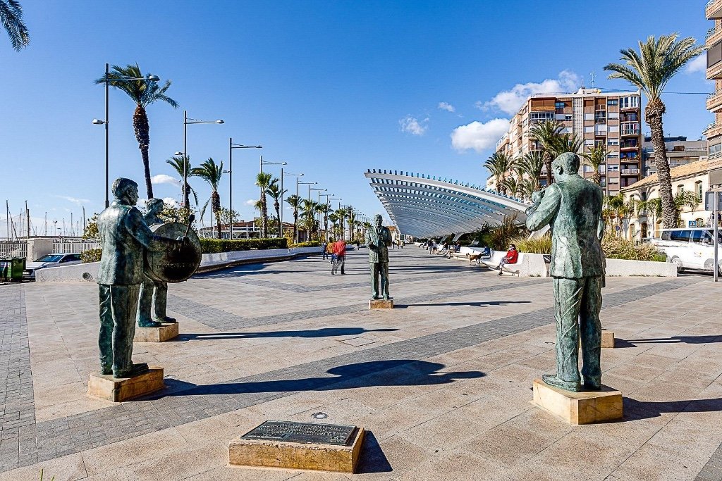 Huoneisto Torrevieja, Alicante, Espanja 4 makuuhuonetta, 107 m2 No. 145376