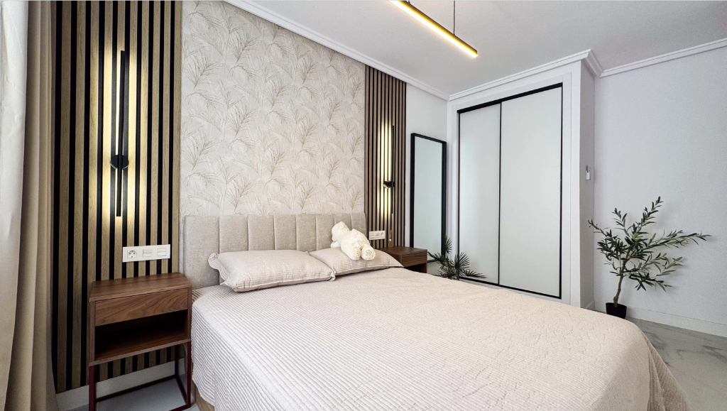 Huoneisto Torrevieja, Alicante, Espanja 4 makuuhuonetta, 107 m2 No. 145376