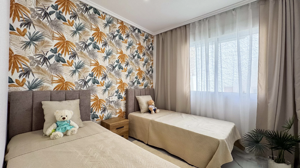Huoneisto Torrevieja, Alicante, Espanja 4 makuuhuonetta, 107 m2 No. 145376