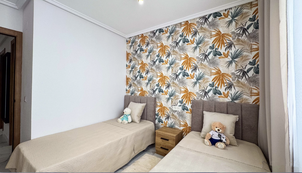 Huoneisto Torrevieja, Alicante, Espanja 4 makuuhuonetta, 107 m2 No. 145376
