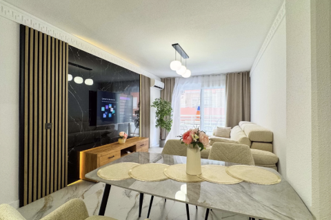 Apartament w Torrevieja, Alicante, Hiszpania 4 sypialnie, 107 mkw. nr 145376
