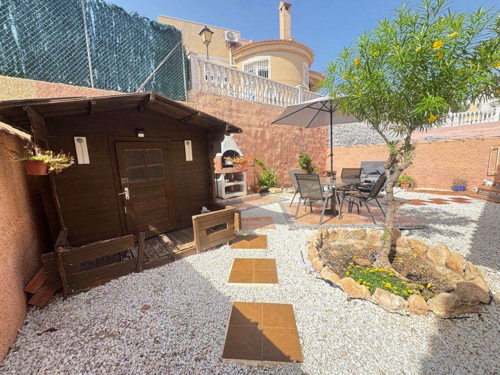 Villa in Alicante, Spain 4 bedrooms, 120 sq.m. No. 145373