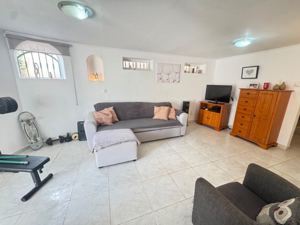 Villa in Alicante, Spain 4 bedrooms, 120 sq.m. No. 145373