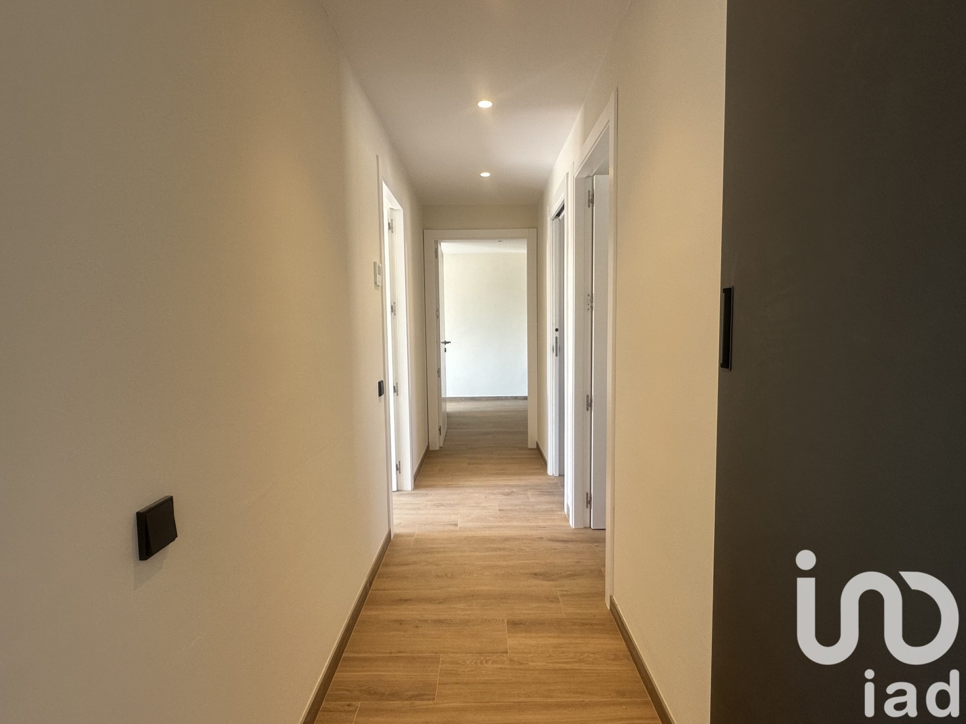 Hus i Sant Esteve Sesrovires, Barcelona, Spanien 4 sovrum, 237.34 kvm. Nr. 153286