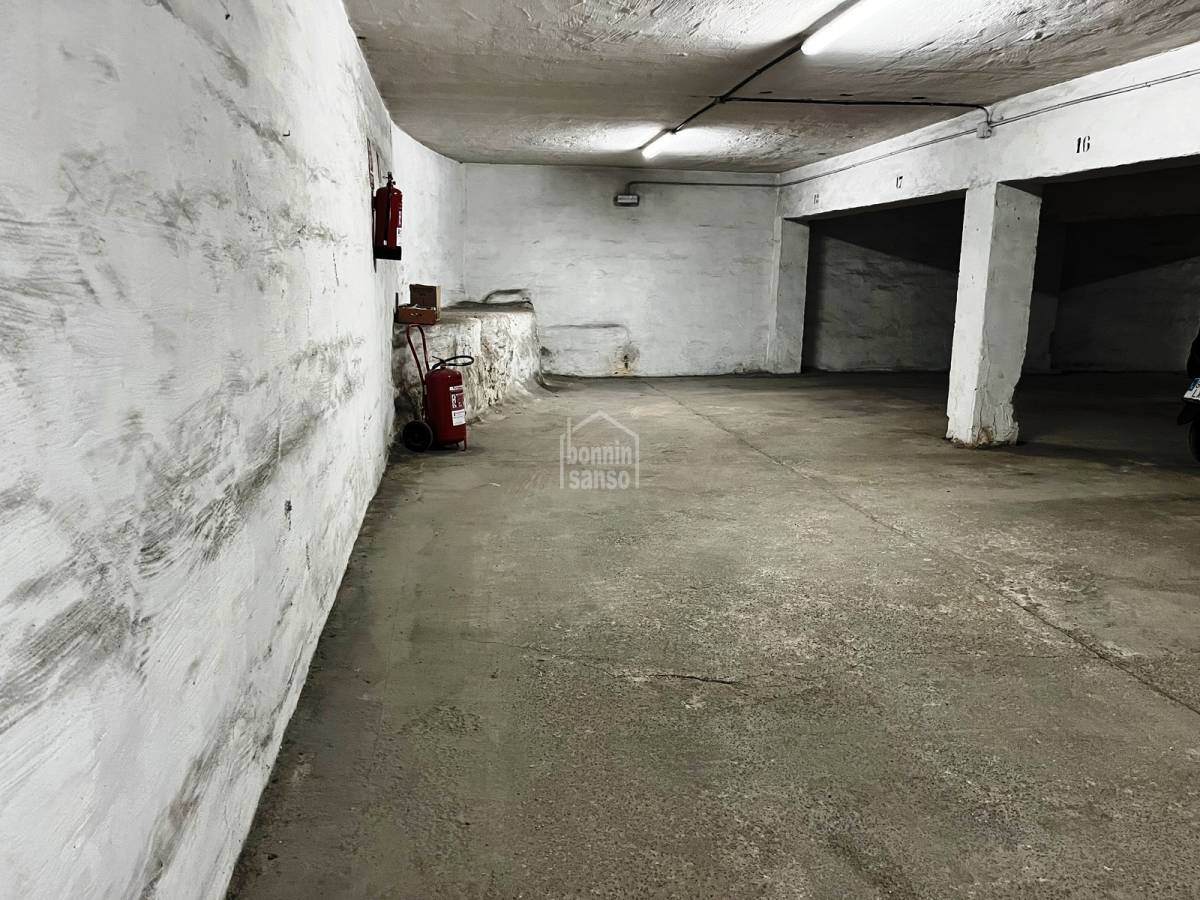 Garage i Mahon, Menorca, Spanien Nr. 183230