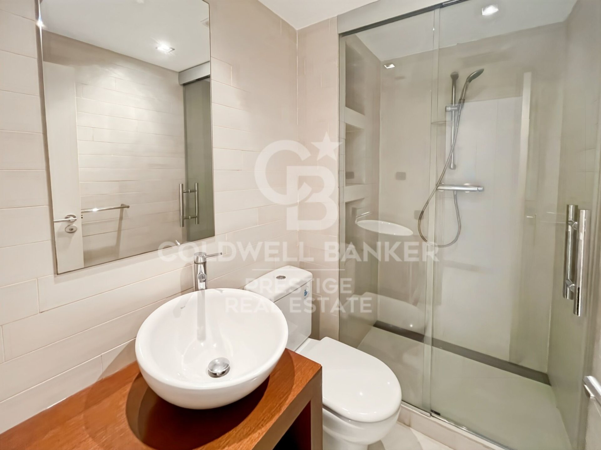 Huoneisto Barcelona, Espanja 3 makuuhuonetta, 90 m2 No. 178678