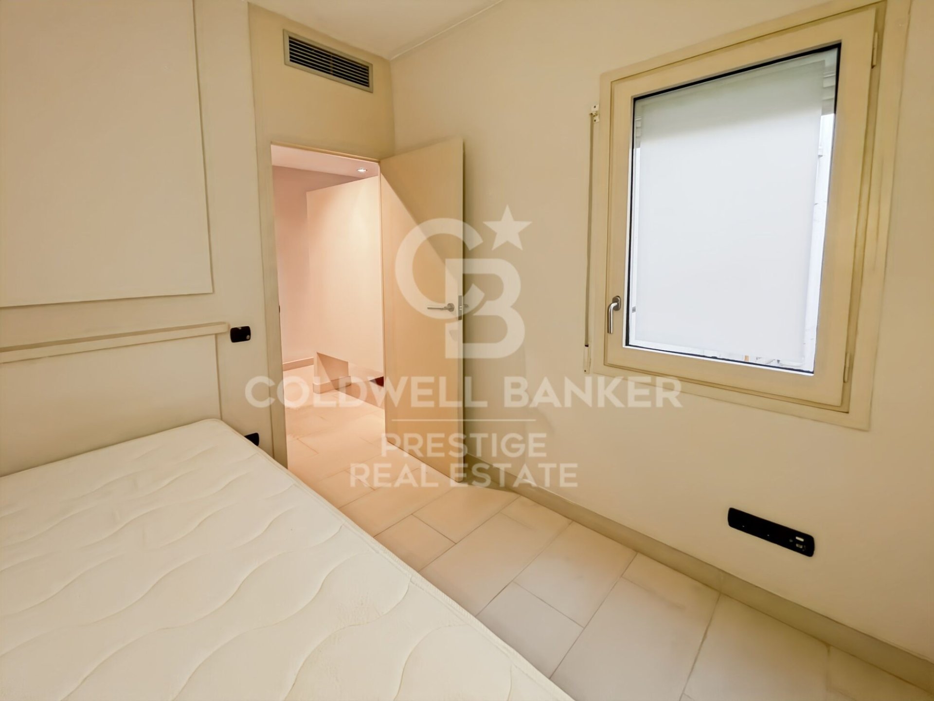 Huoneisto Barcelona, Espanja 3 makuuhuonetta, 90 m2 No. 178678