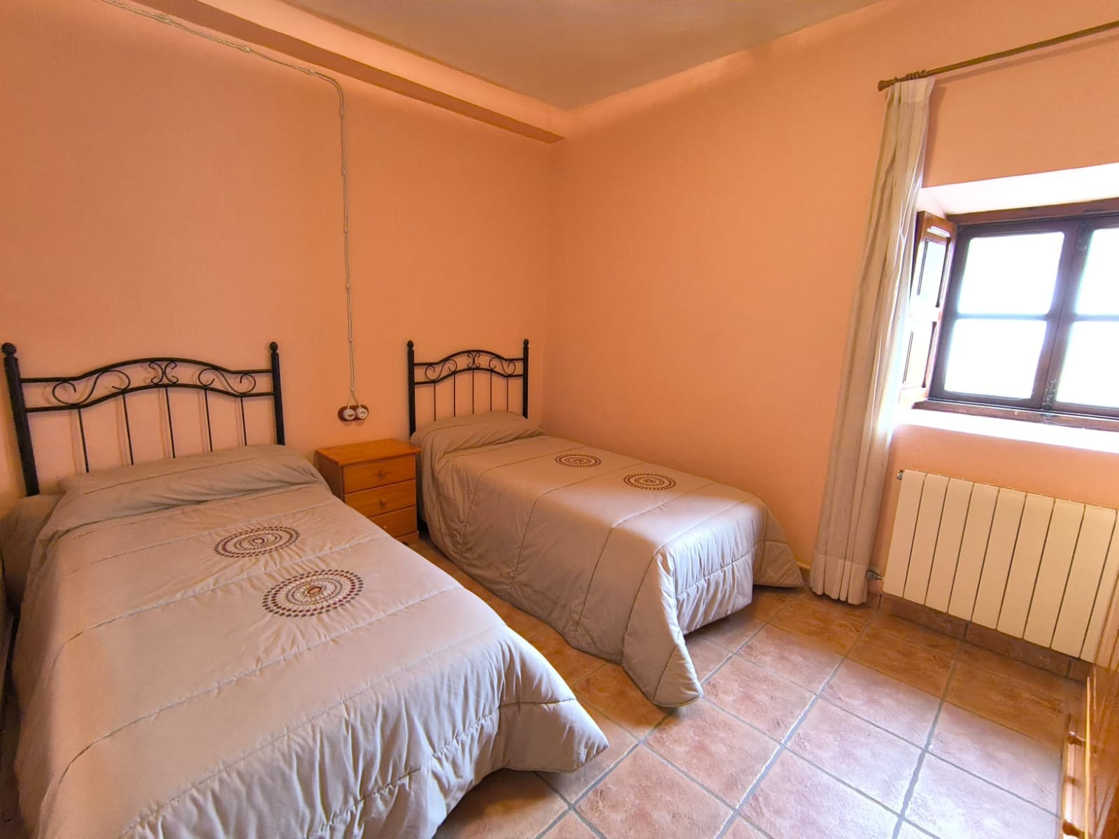 Gewerbeimmobilien in Banyeres de Mariola, Alicante, Spanien 22 Schlafzimmer, 1700 m2 Nr. 160952