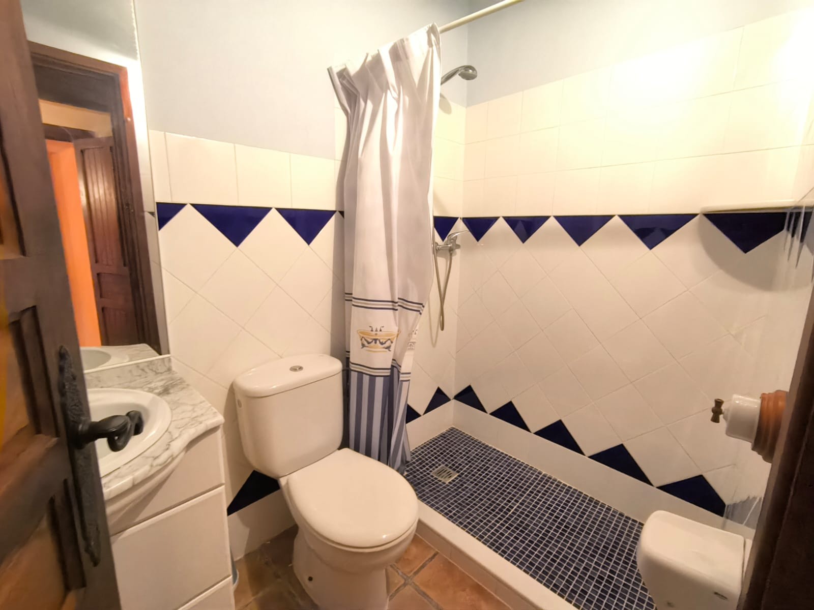 Gewerbeimmobilien in Banyeres de Mariola, Alicante, Spanien 22 Schlafzimmer, 1700 m2 Nr. 160952