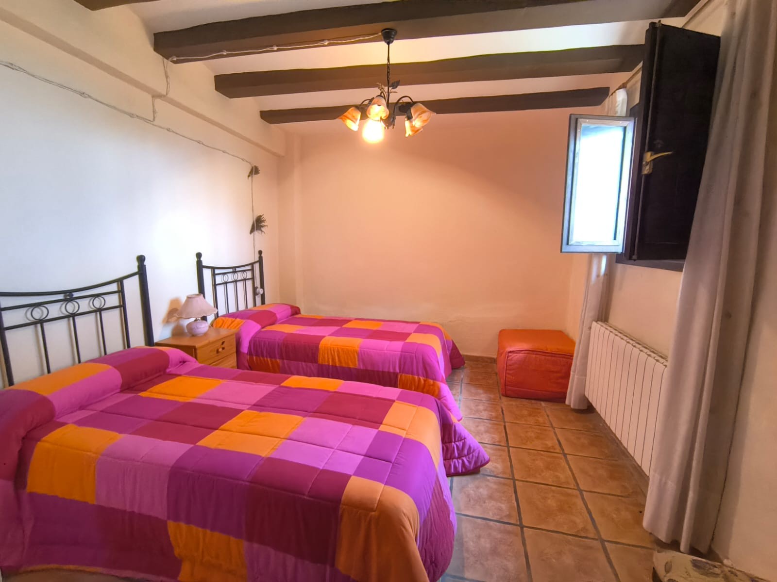 Gewerbeimmobilien in Banyeres de Mariola, Alicante, Spanien 22 Schlafzimmer, 1700 m2 Nr. 160952