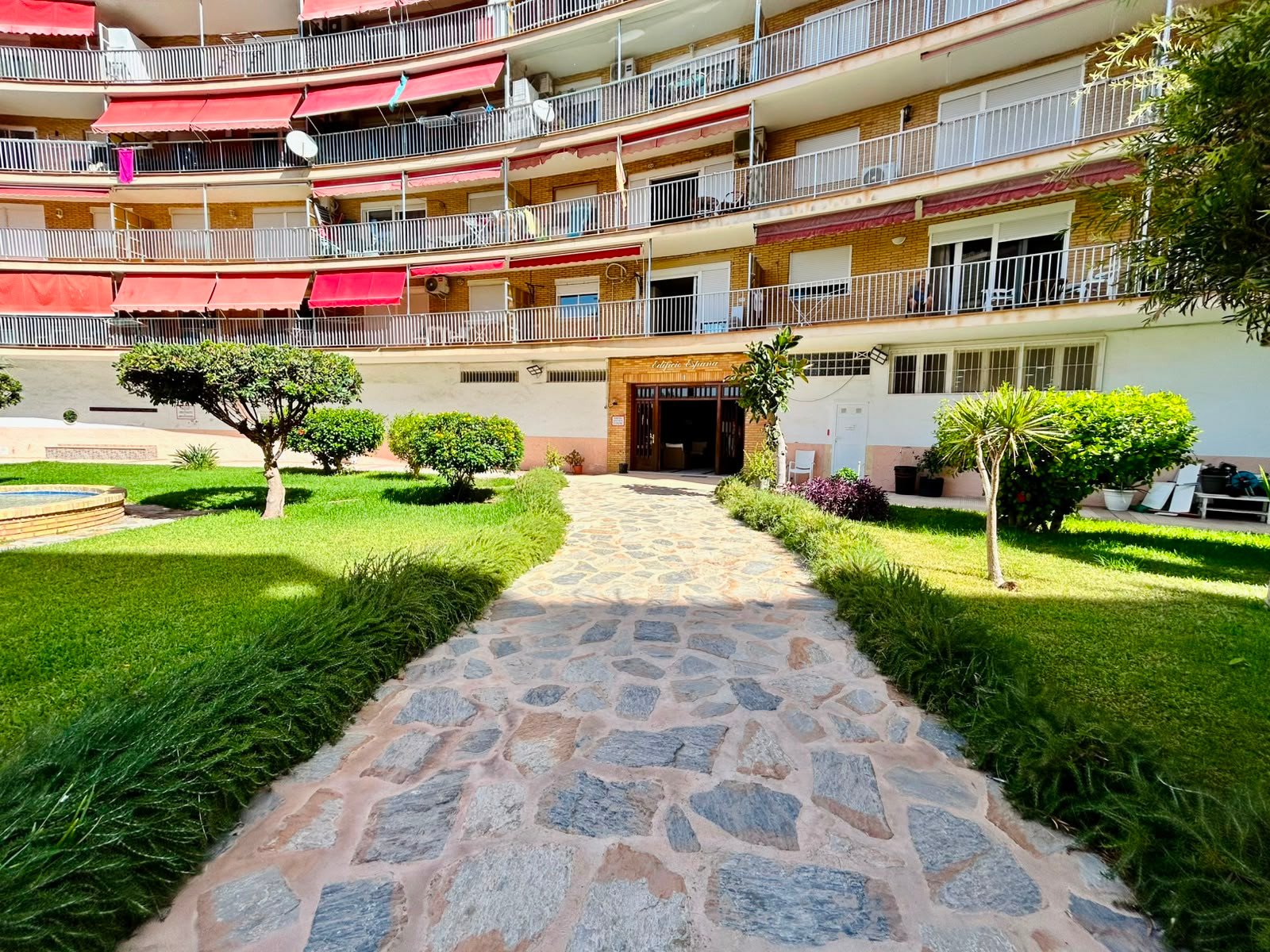 Apartamento en Torrevieja, Alicante, España 3 dormitorios, 93 m2 No. 195985