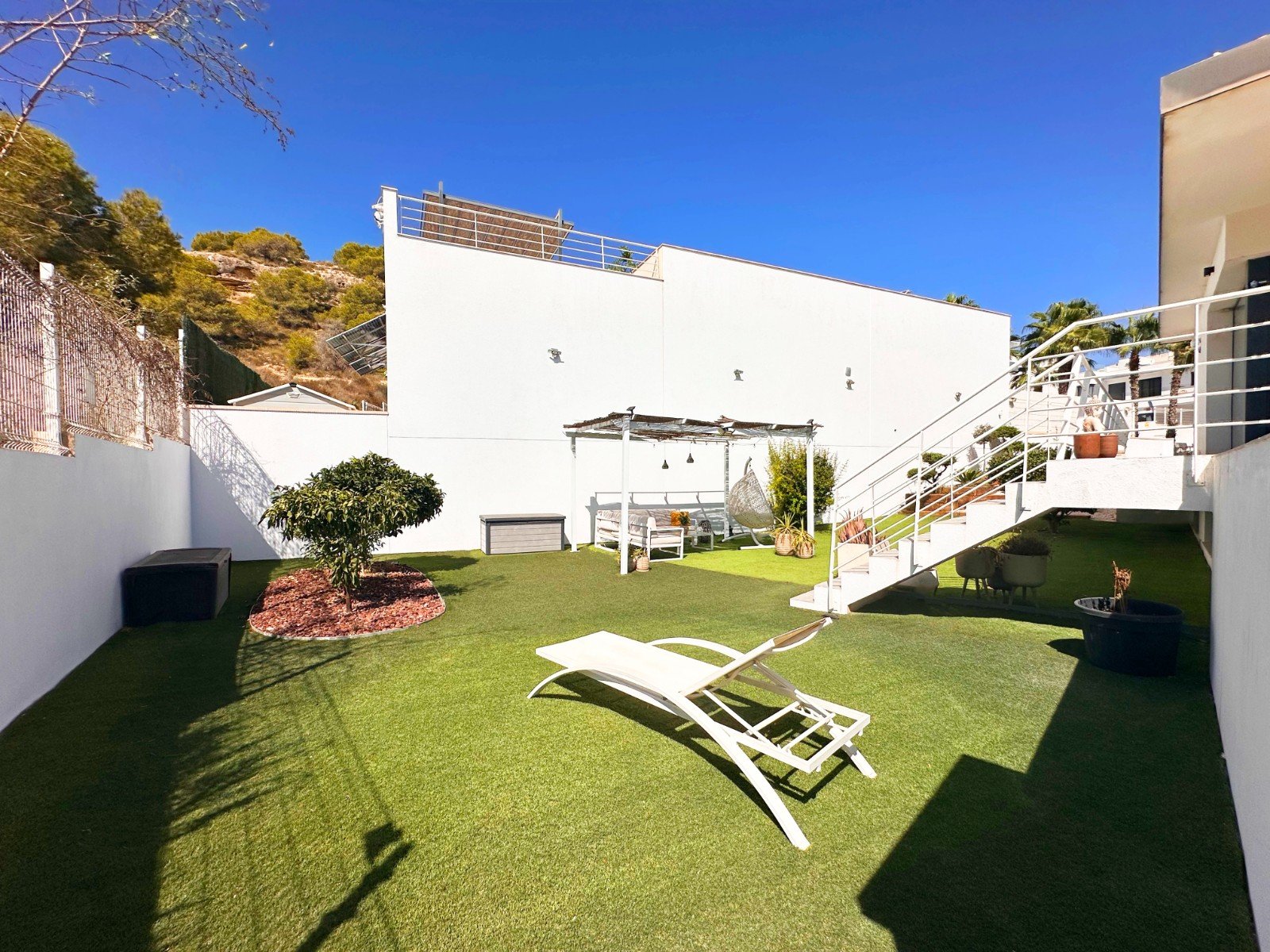 Villa en San Miguel de Salinas, Alicante, España 5 dormitorios, 210 m2 No. 195984