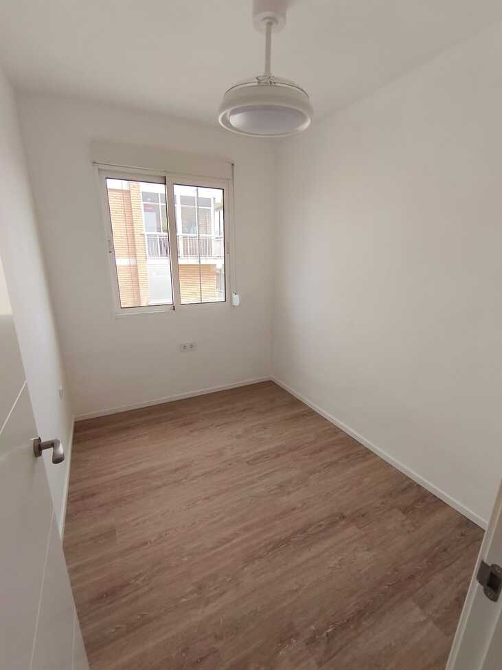 Huoneisto Punta Prima, Alicante, Espanja 3 makuuhuonetta, 78 m2 No. 195982