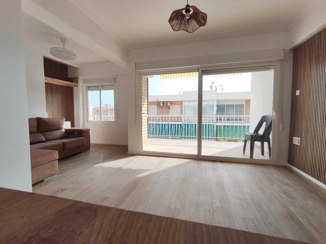 Huoneisto Punta Prima, Alicante, Espanja 3 makuuhuonetta, 78 m2 No. 195982