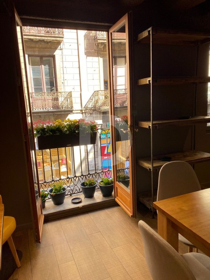 Cafetería / restaurante en Ciudad Vieja, Barcelona, España 154 m2 No. 154853