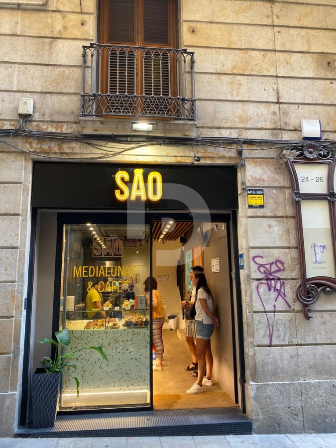 Cafetería / restaurante en Ciudad Vieja, Barcelona, España 154 m2 No. 154853
