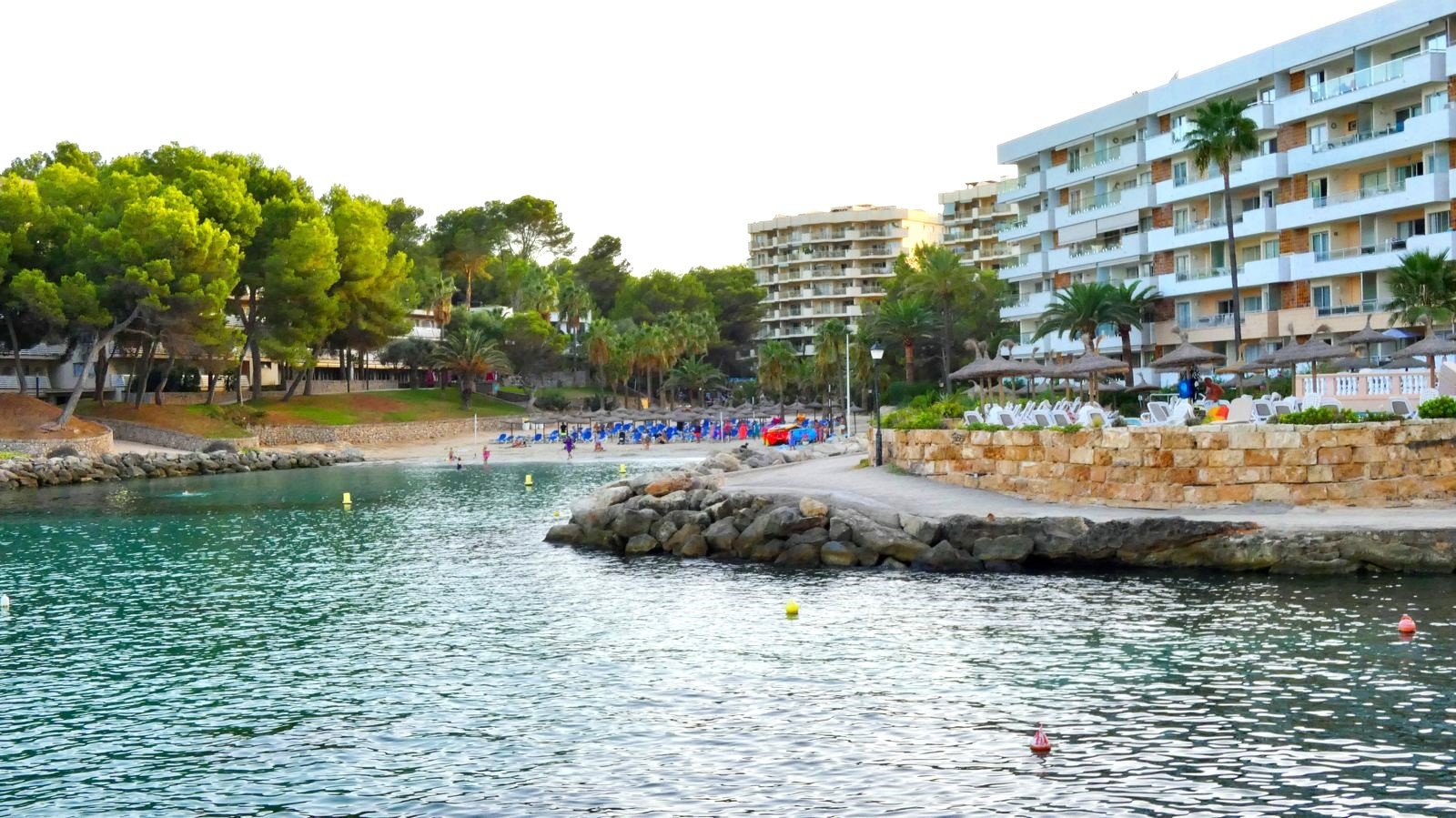 Apartamento en Cala Vinyes, Mallorca, España 2 dormitorios, 85 m2 No. 143989