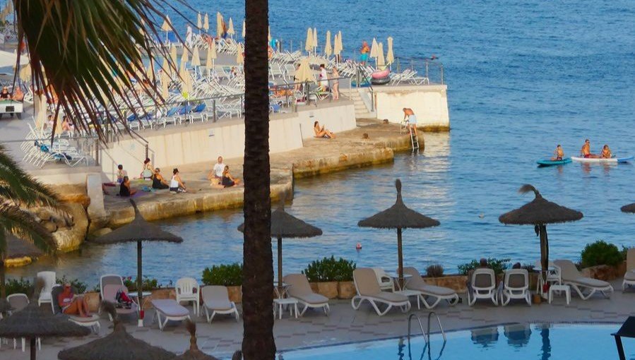 Apartamento en Cala Vinyes, Mallorca, España 2 dormitorios, 85 m2 No. 143989